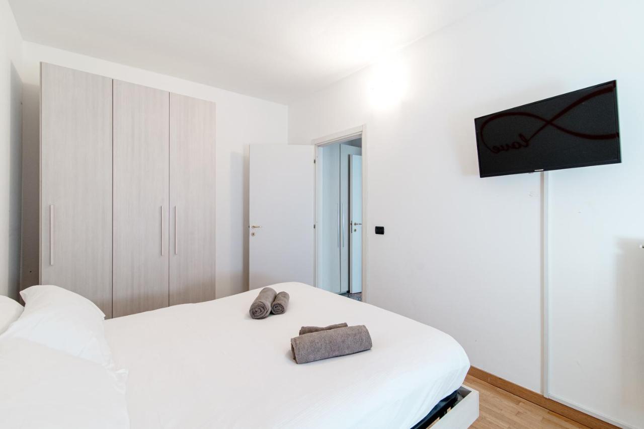 Orange Suite - The House Of Travelers Комо Экстерьер фото